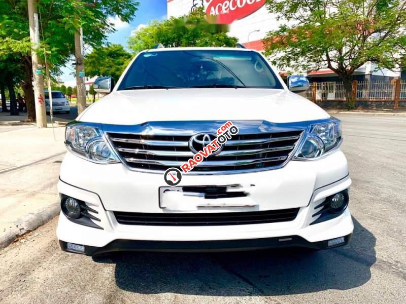 Cần bán Toyota Fortuner Sportivo sản xuất 2016, màu trắng, giá chỉ 889 triệu-1