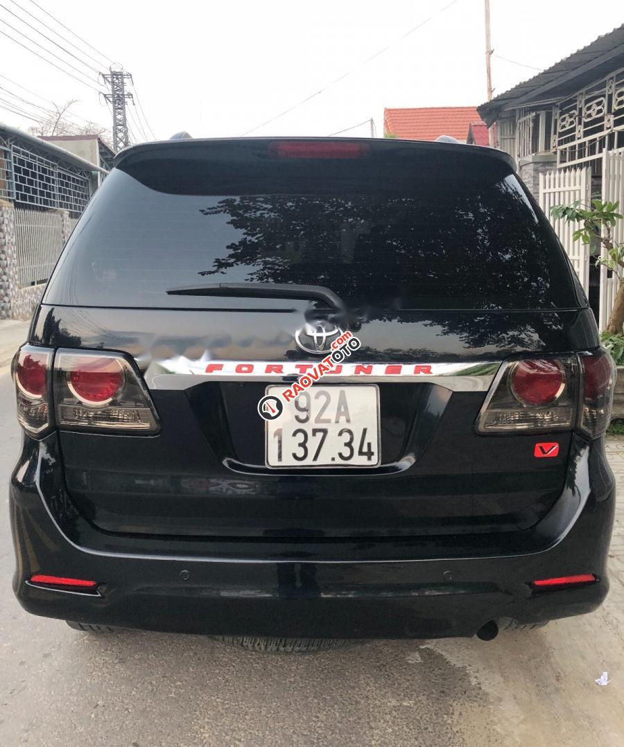 Bán Toyota Fortuner 2.7V 4x4 AT 2014, màu đen, số tự động-3