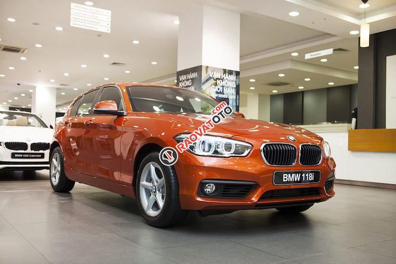 BMW 118i 2019, phiếu quà tặng trị giá 50 triệu, xe giao ngay-0