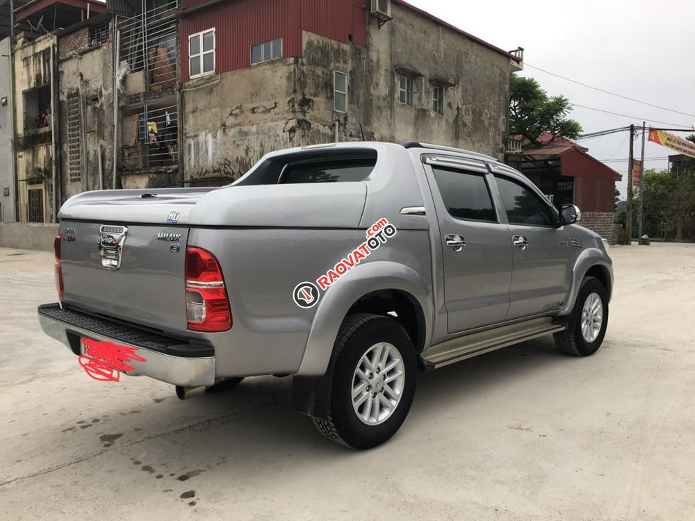 Cần bán xe Toyota 2.5MT năm 2015, màu bạc, nhập khẩu nguyên chiếc-7