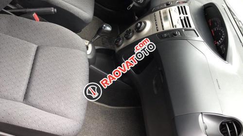 Gia đình cần bán xe Yaris 2011, màu đỏ-7