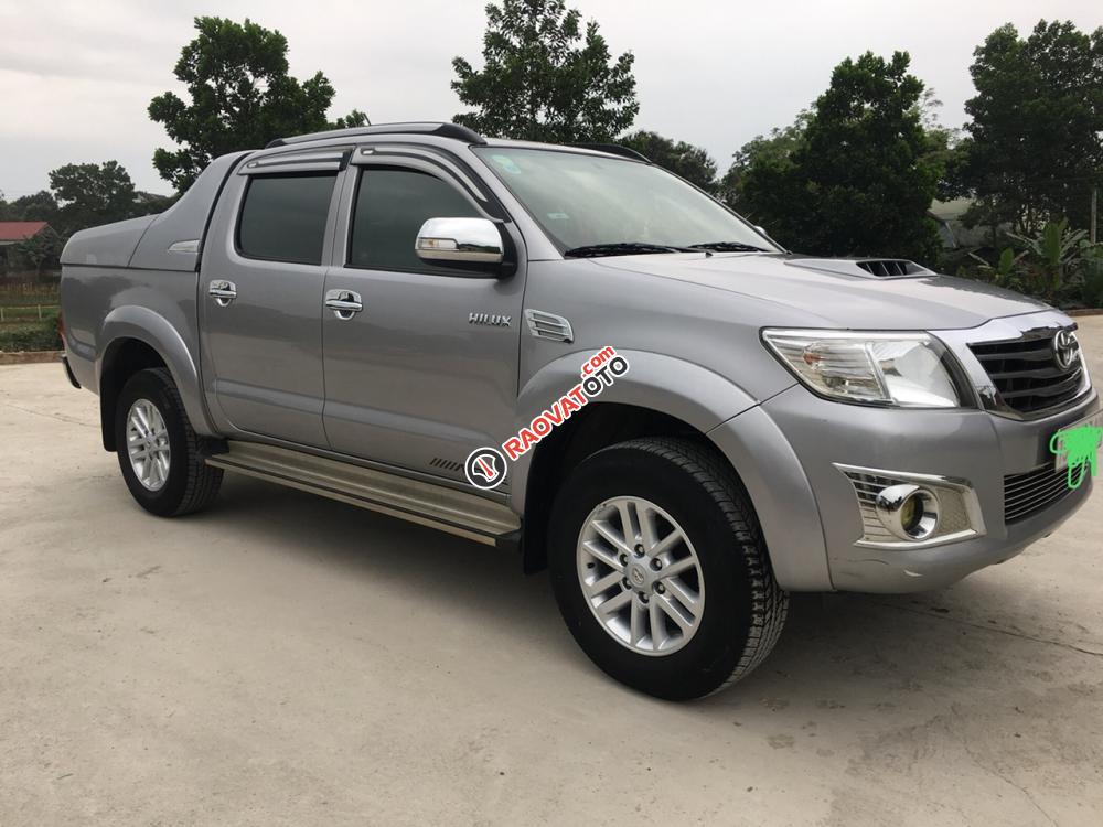 Cần bán xe Toyota 2.5MT năm 2015, màu bạc, nhập khẩu nguyên chiếc-6