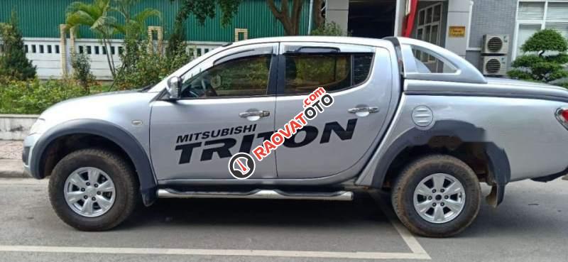 Bán ô tô Mitsubishi Triton GLS sản xuất năm 2009, màu bạc, nhập khẩu nguyên chiếc-0