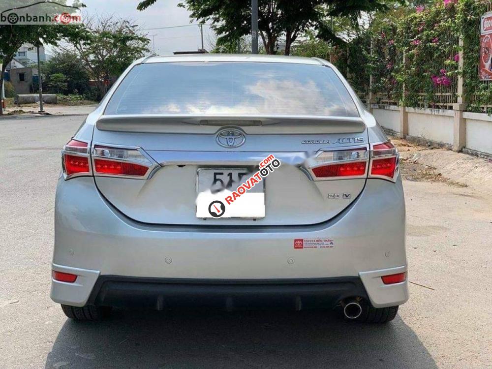 Bán Toyota Corolla altis 2.0V đời 2015, màu bạc còn mới, giá tốt-4