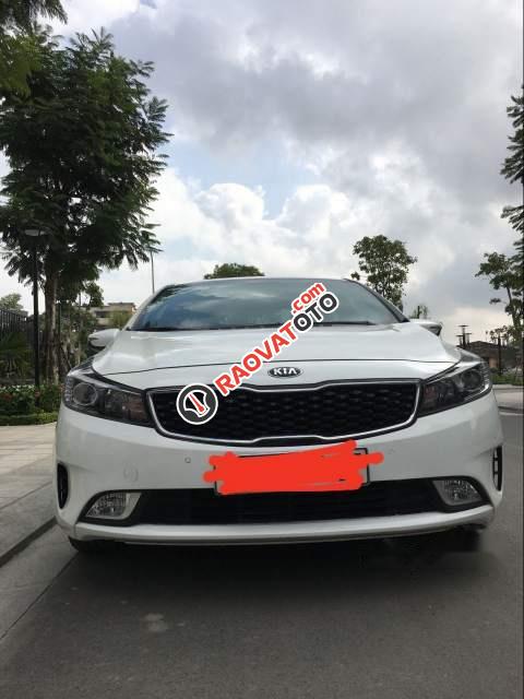 Cần bán gấp Kia K3 2.0 2016, màu trắng, giá tốt-3