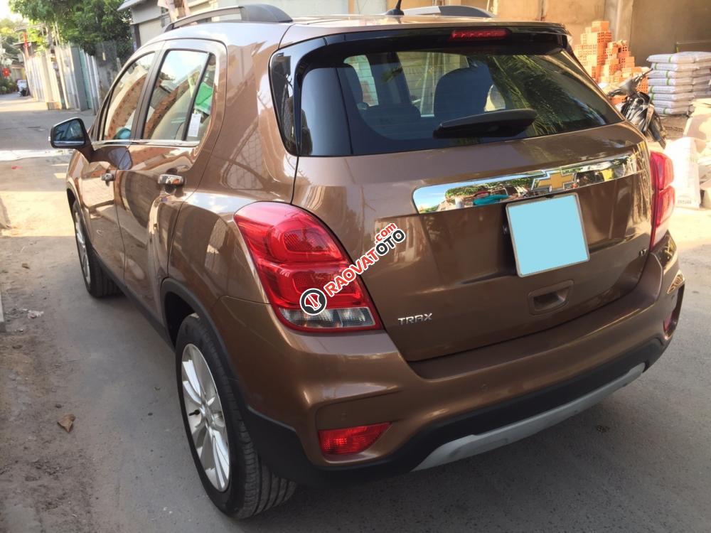 Bán xe Chevrolet Trax 2018 nhập khẩu Hàn Quốc, màu nâu-11