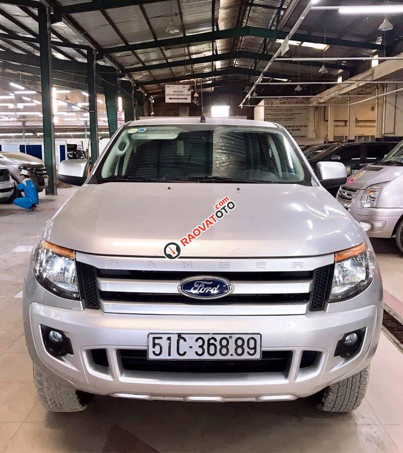 Bán xe Ford Ranger XLS sản xuất năm 2013, màu bạc-3