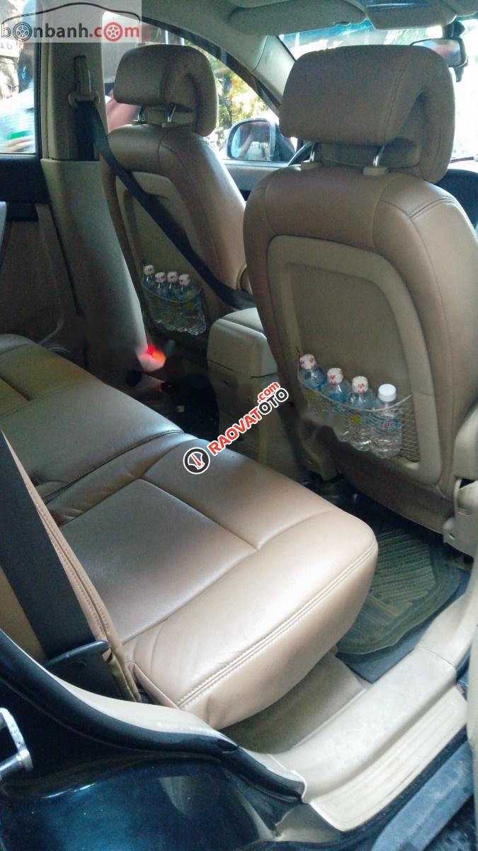 Bán xe Chevrolet Captiva LT 2010, màu đen chính chủ-3