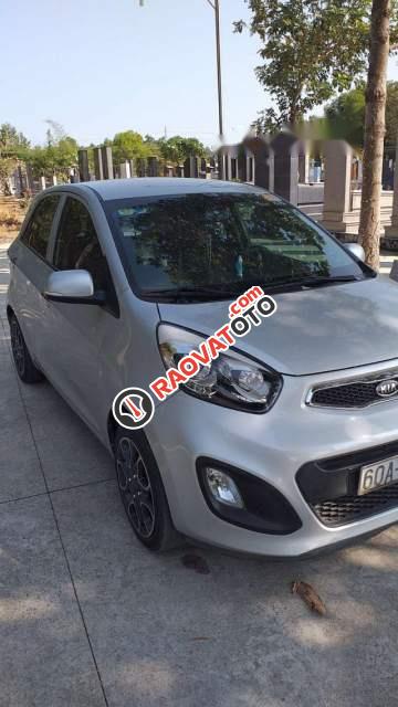 Cần bán xe Kia Picanto S sản xuất năm 2014, màu bạc xe gia đình, giá 285tr-1