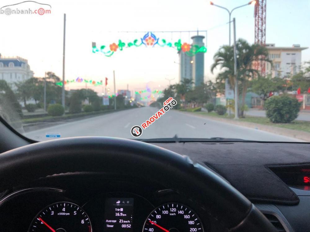 Bán ô tô Kia Cerato MT sản xuất 2017, màu đen, chính chủ -1