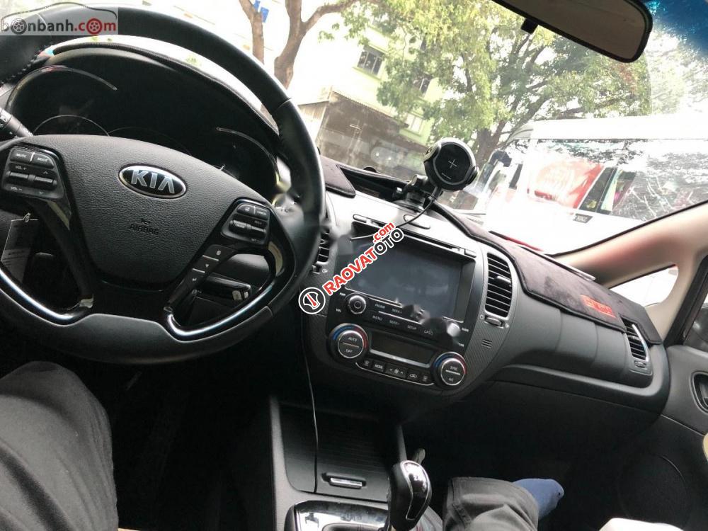 Bán ô tô Kia Cerato MT sản xuất 2017, màu đen, chính chủ -2