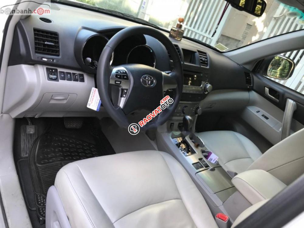 Bán Toyota Highlander SE sản xuất 2011, màu trắng, xe nhập-5