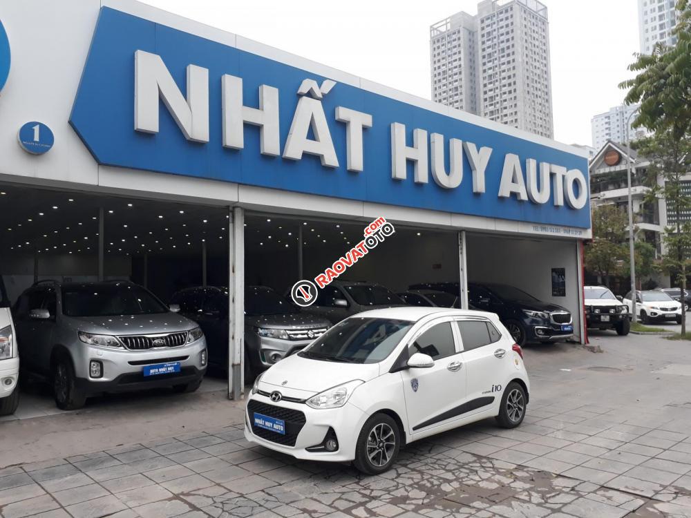 Bán ô tô Hyundai Grand i10 1.0 đời 2017, màu trắng, nhập khẩu, giá 410tr-0