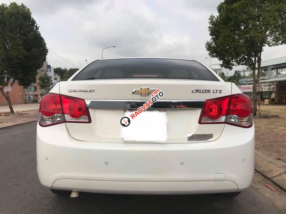Xe Chevrolet Cruze LTZ đời 2013, màu trắng số tự động, 322tr-6