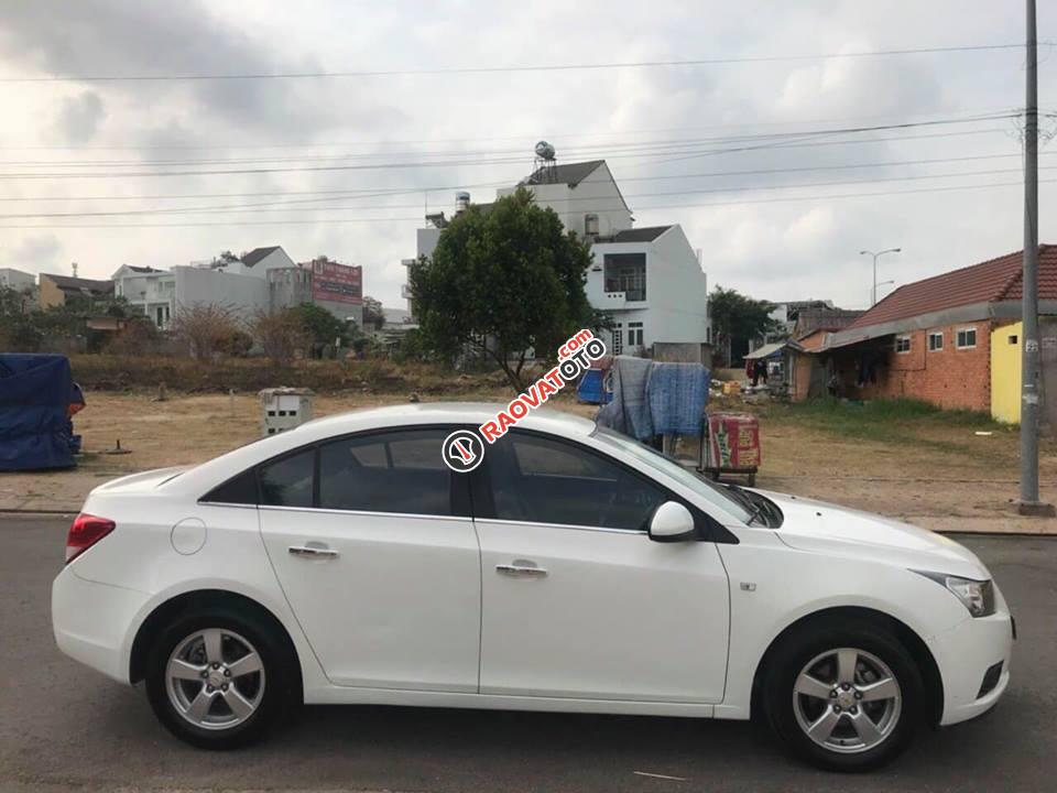 Xe Chevrolet Cruze LTZ đời 2013, màu trắng số tự động, 322tr-1