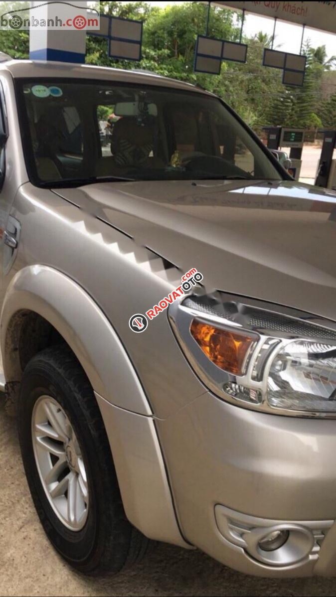 Bán Ford Everest 2.5 MT năm 2009, màu hồng phấn-5