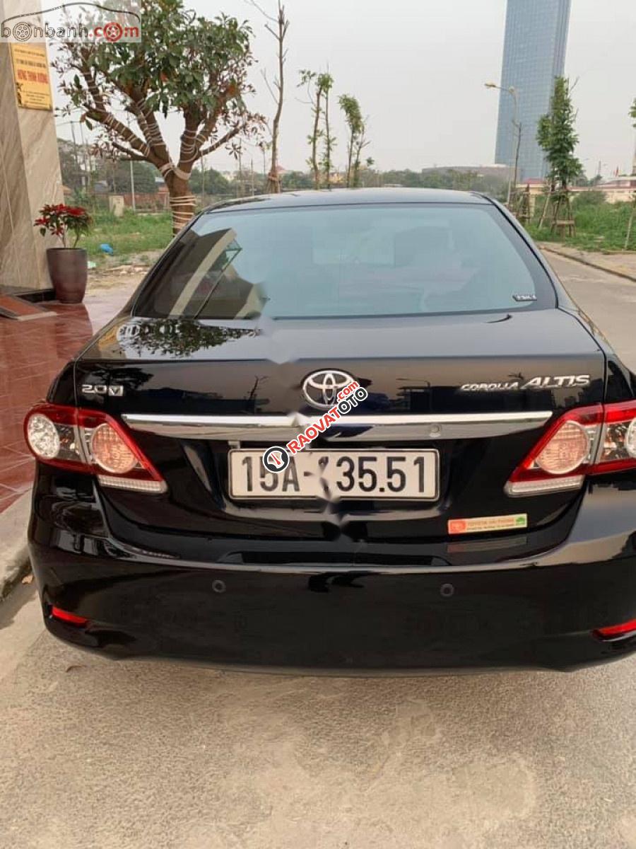 Chính chủ bán Toyota Corolla altis 2.0V 2014, màu đen-1