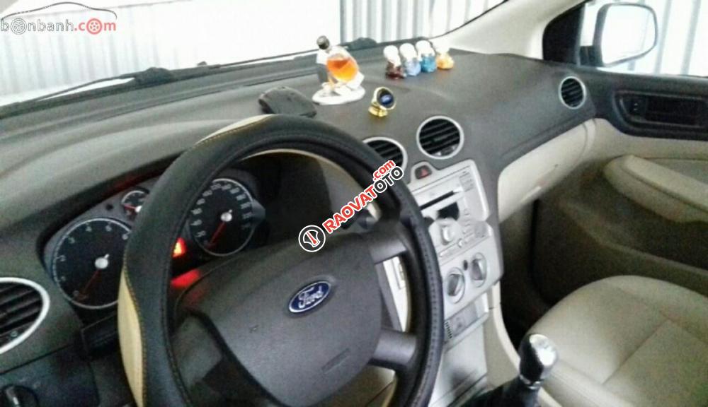 Bán Focus 1.8 MT 2011, xe chính chủ sử dụng-2