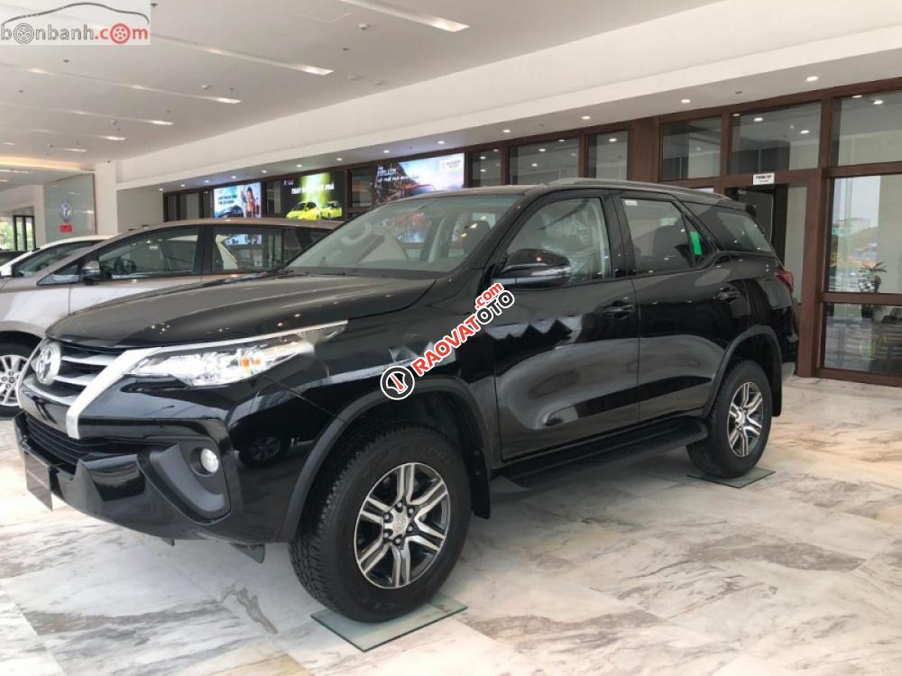 Bán Toyota Fortuner V 4x2 AT 2018, nhập khẩu Indonexia, mới 100%-4
