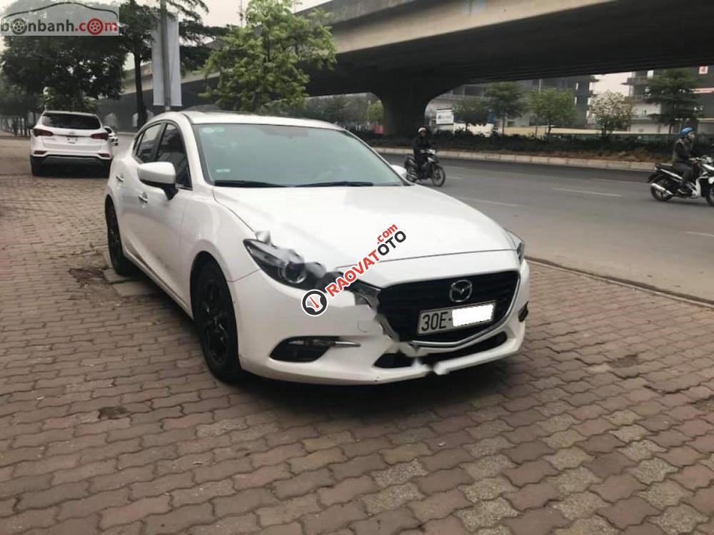 Xe Mazda 3 1.5 Facelift 2017, màu trắng, 675tr-8