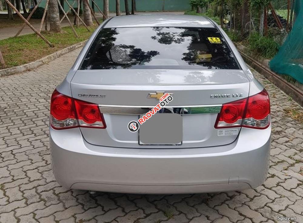 Bán Chevrolet Cruze năm 2012, màu bạc-5