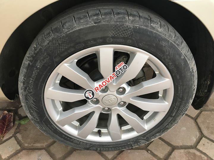 Bán xe Kia Carens SX đời 2014 số tự động, màu vàng biển Hà Nội-2