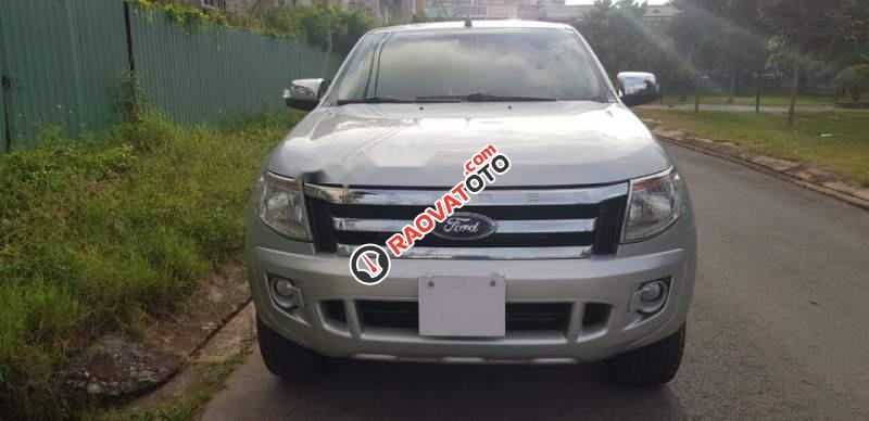 Bán Ford Ranger màu bạc, số sàn 2 cầu điện, Sx 2013-4