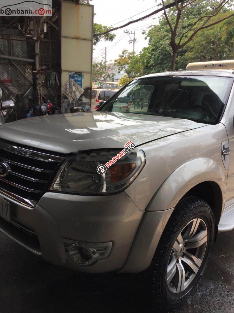 Cần bán lại xe Ford Everest AT 2011, màu hồng, số tự động -4