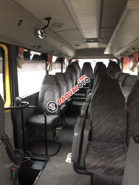 Cần bán Hyundai County Limousine đời 2011, màu vàng-3