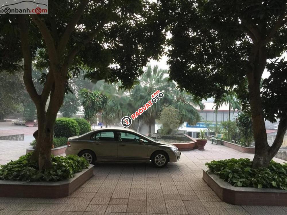 Bán Honda Civic 1.8 MT năm 2011, màu vàng, chính chủ-4