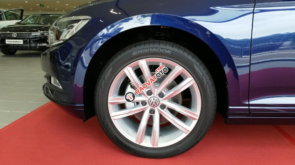 Bán xe Volkswagen Passat Bluemotion, Sedan sang trọng, nhập từ Đức nguyên chiếc chính hãng mới 100% - LH: 0933 365 188-8