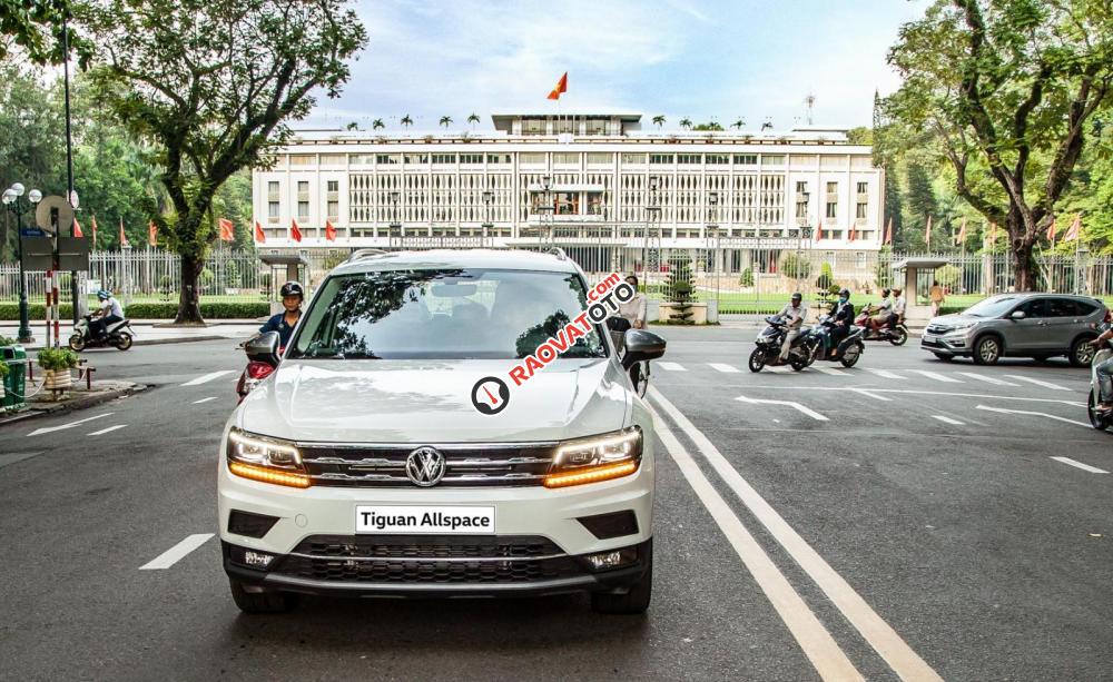 Bán xe Volkswagen Tiguan Allspace 2018 SUV 7 chỗ nhập chính hãng, hỗ trợ trả góp, giá tốt, xe giao ngay - LH: 0933 365 188-1
