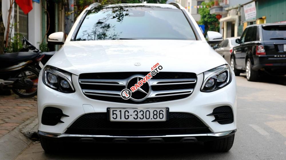 Cần bán Mercedes GLC 300 năm 2017, màu trắng-2