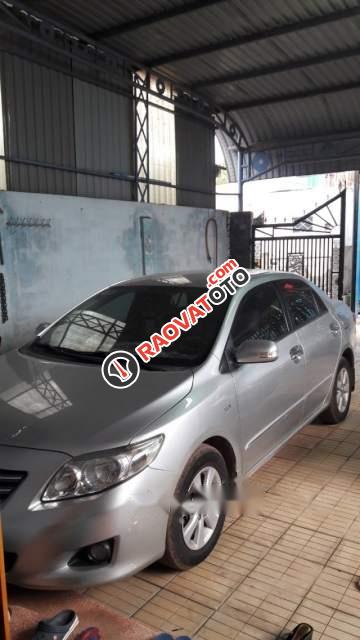 Gia đình bán Toyota Corolla Altis 1.8 G, màu bạc, số sàn-0