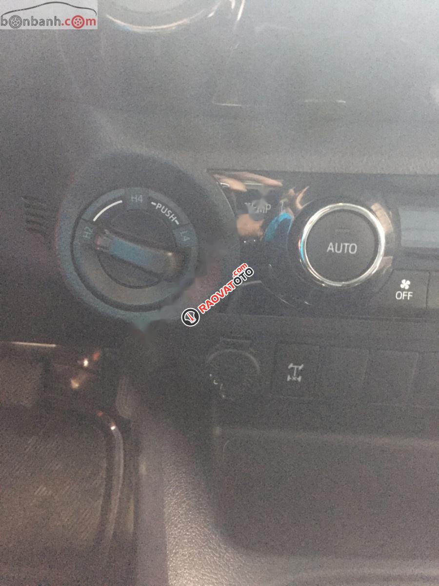 Bán xe Toyota Hilux G sản xuất 2016, màu đen, nhập khẩu-4