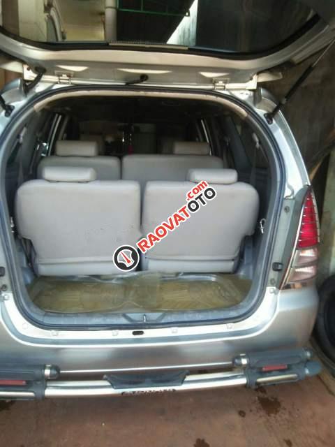 Bán Toyota Innova J đời 2009, màu bạc, giá tốt-3