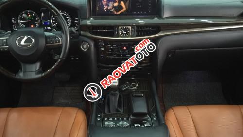 Cần bán gấp Lexus LX 570  5.7 AT 2015, màu đen  -4