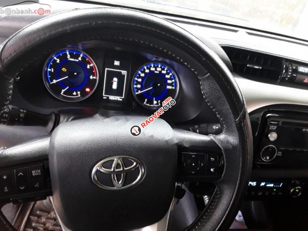 Bán xe Toyota Hilux G sản xuất 2016, màu đen, nhập khẩu-5