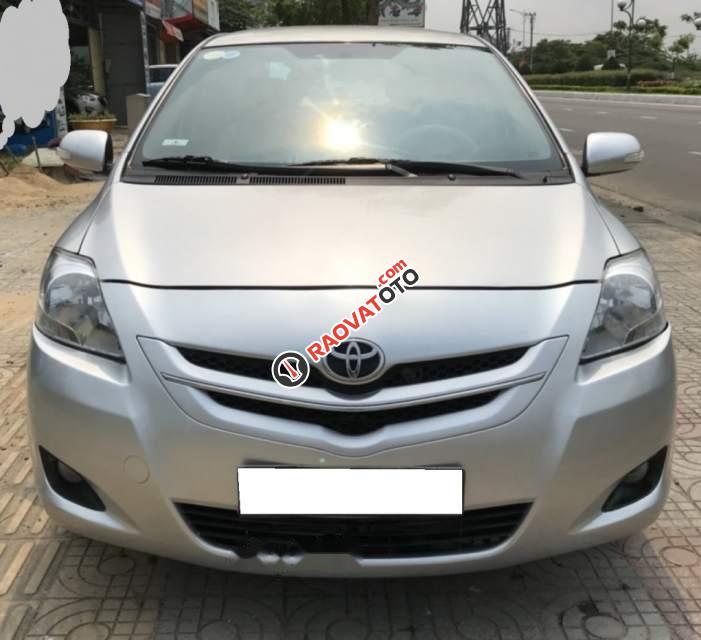 Cần bán Toyota Vios AT năm sản xuất 2009, màu bạc  -0