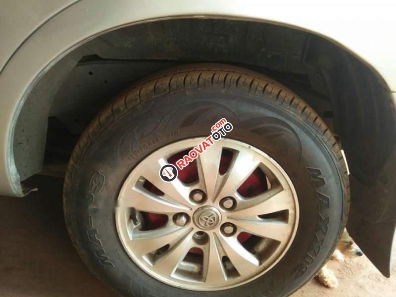 Bán Toyota Innova J đời 2009, màu bạc, giá tốt-5