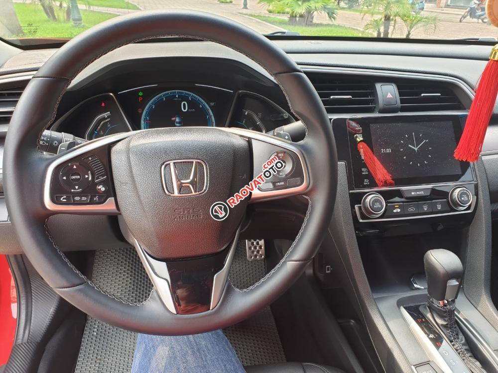 Cần bán xe Honda Civic 1.5 Turbo bản G sản xuất 2018, đẹp tuyệt đối-8