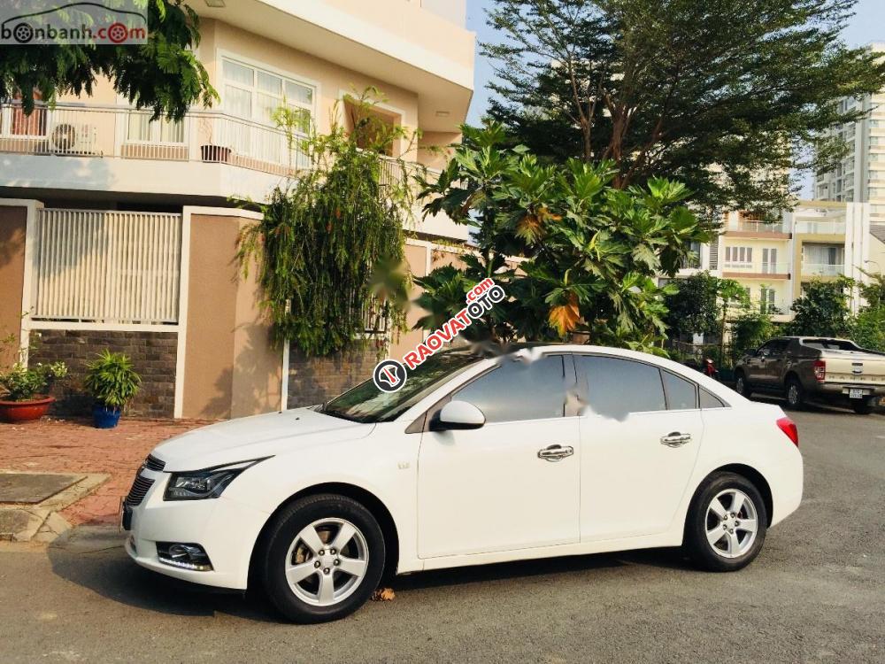 Bán Chevrolet Cruze LTZ sản xuất 2014, màu trắng, số tự động-3