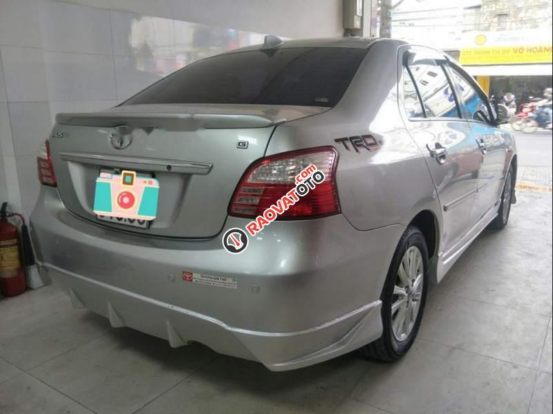 Bán ô tô Toyota Vios G đời 2011, màu xám xe gia đình-0