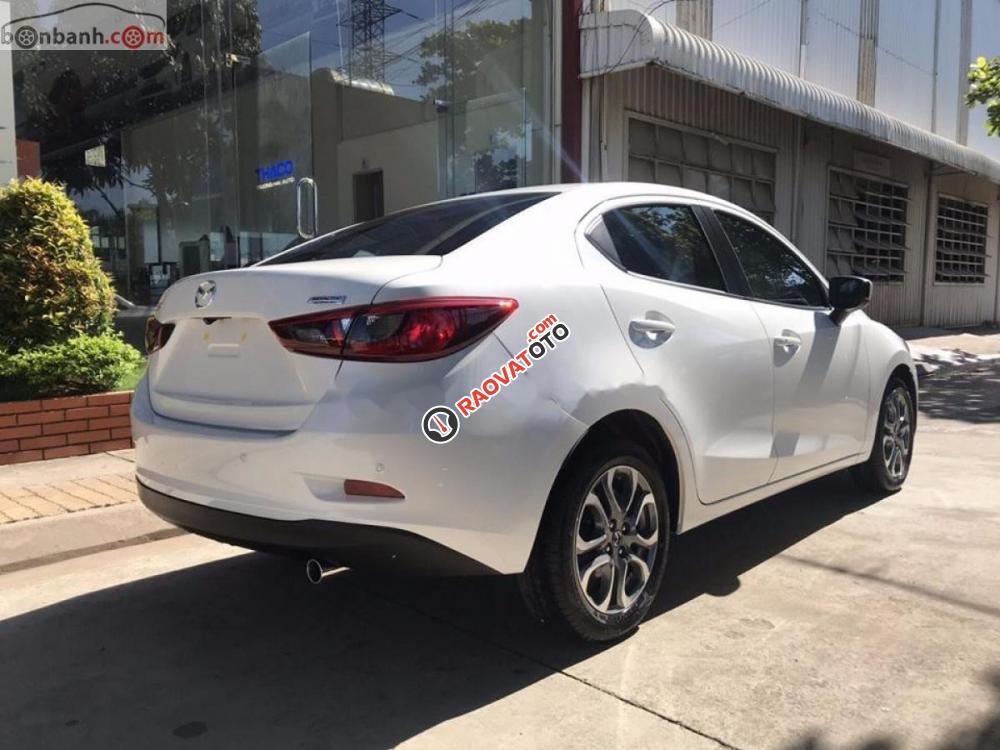 Bán xe Mazda 2 1.5AT Premium 2019, màu trắng, nhập khẩu Thái-1