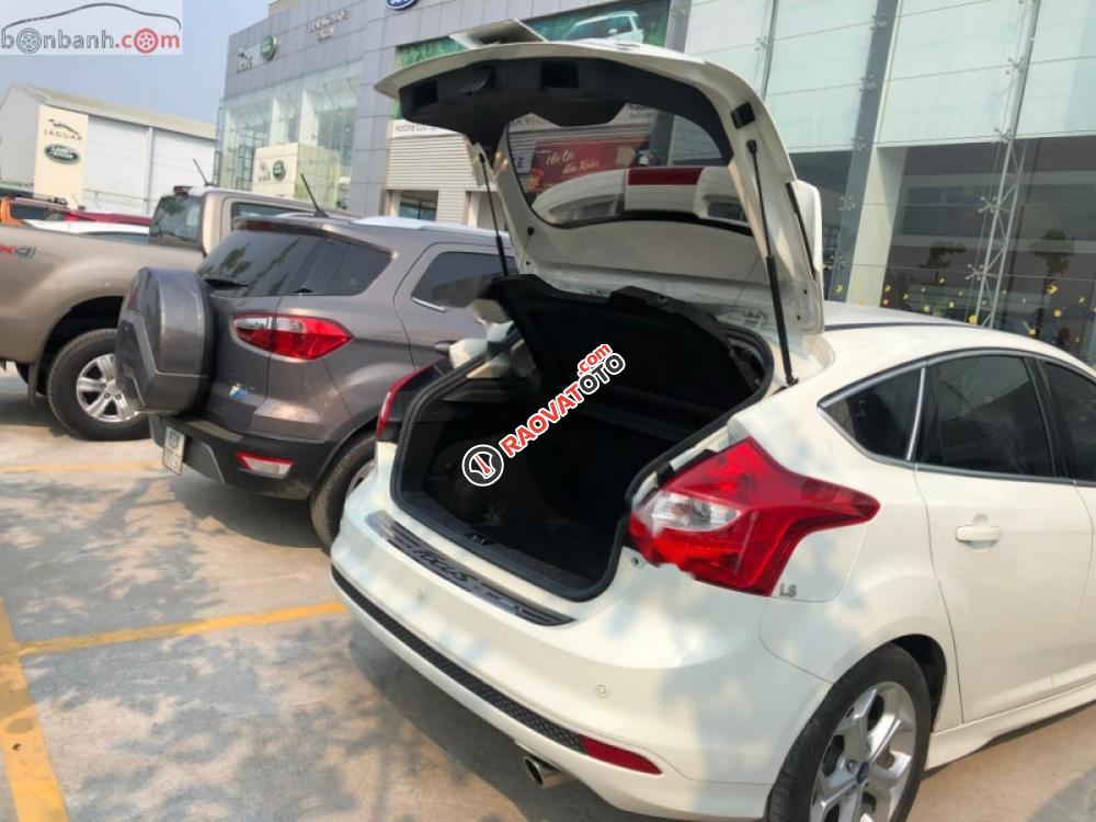 Bán Ford Focus Hachback 2.0L, mới lướt 5.000km, xe đẹp như mới-6