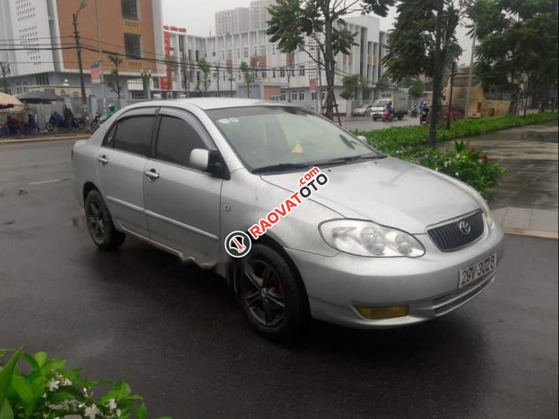 Bán Toyota Corolla Altis 1.8MT đời 2004, màu bạc chính chủ, xe còn rất mới và đẹp-4