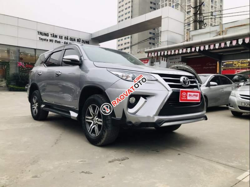 Bán Toyota Fortuner V 4x2AT sản xuất năm 2016, màu bạc, nhập khẩu chính chủ-4
