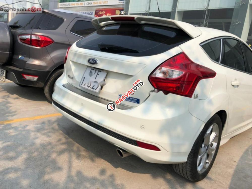 Bán Ford Focus Hachback 2.0L, mới lướt 5.000km, xe đẹp như mới-8