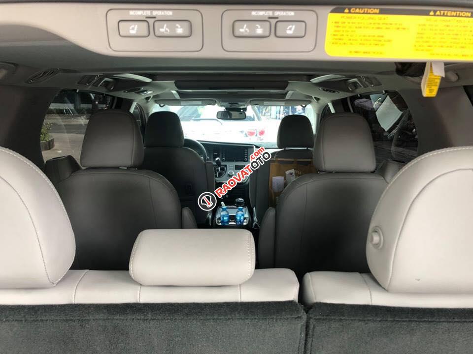 Bán xe Toyota Sienna Limited 2018 đã qua sử dụng siêu lướt giá tốt - LH Ms Hương 0945392468-8