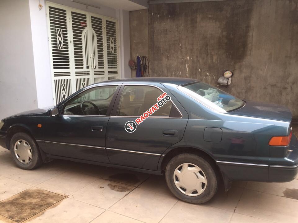 Cần bán xe Toyota Camry Gli năm sản xuất 1999, nhập khẩu -1
